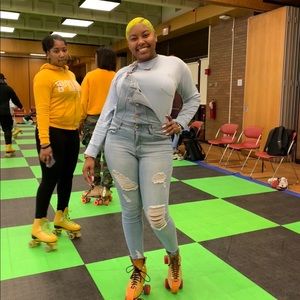 Meet your Posher, Ahvion